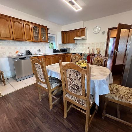 Apartment Lucija "Pet Friendly" Crikvenica Exteriör bild